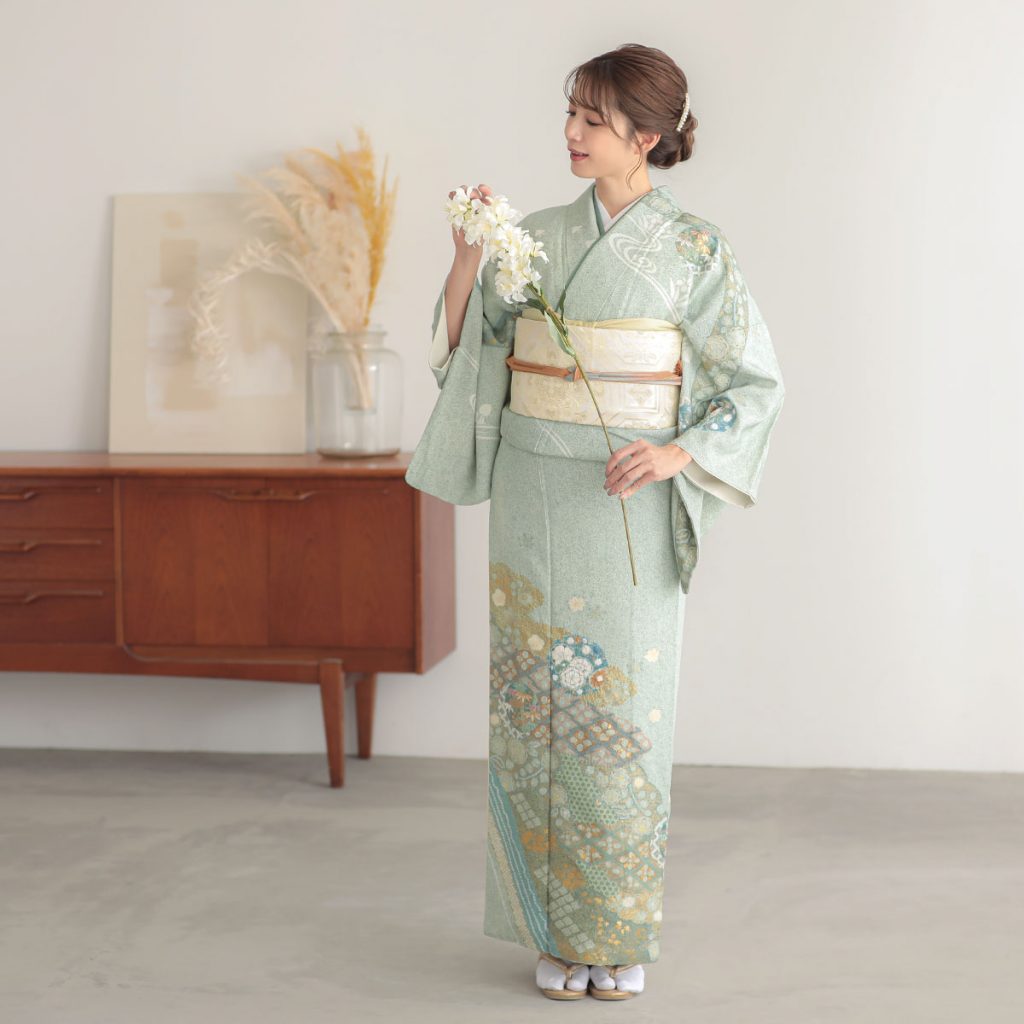 H1046 桂由美薄緑のりこぼし 丸文に道長取り